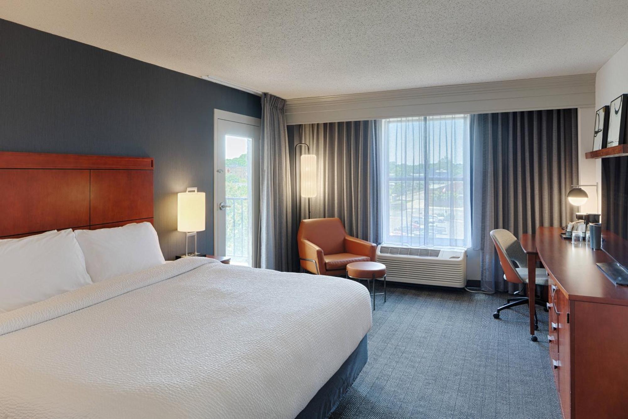 Hotel Courtyard By Marriott Springfield Downtown Exterior foto